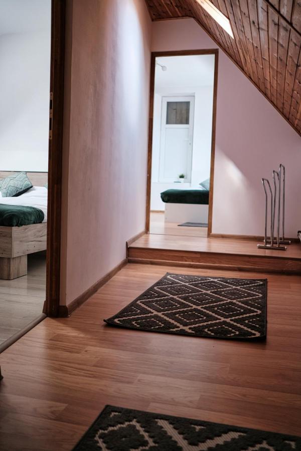Londof Housing City Center Brasov Braşov Exterior foto